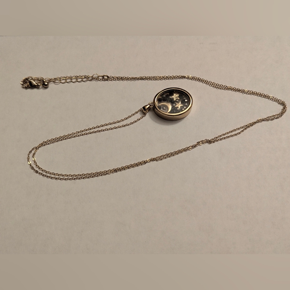 Moon And Star Gold Pendant Necklace
